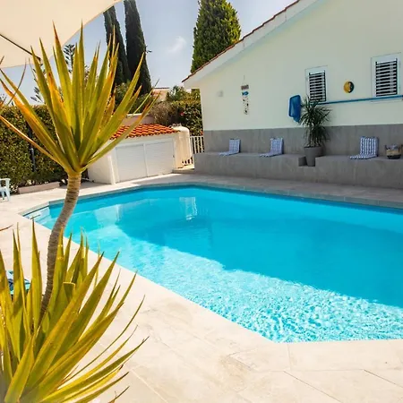 Salieri: Coral Bay With Private Pool 4*